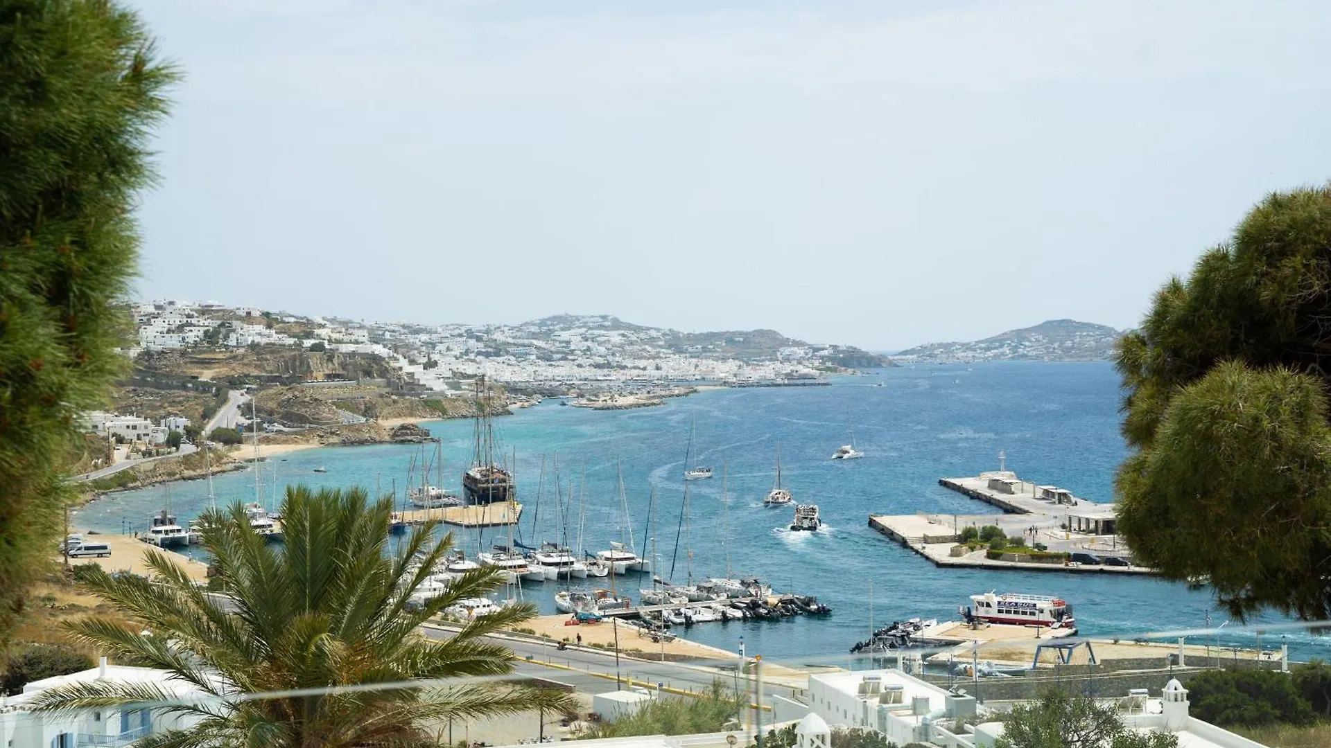 Rhenia Hotel Tourlos Grèce