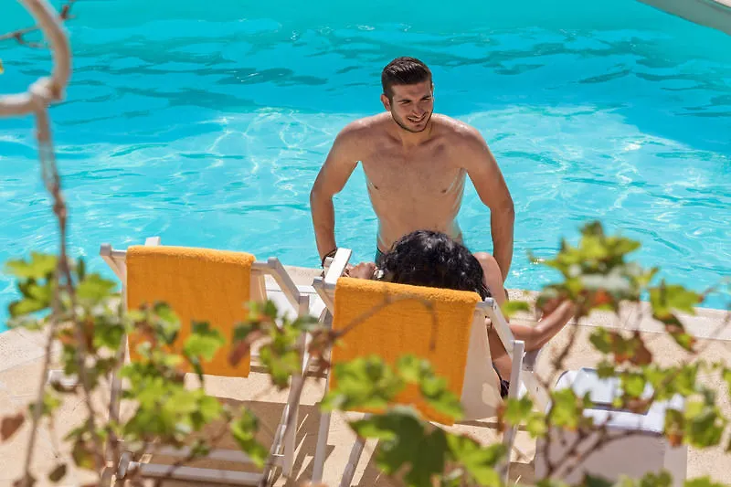Rhenia Hotel Tourlos Grèce